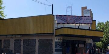 Ferretería tapiada para frenar a los ladrones (Radio 2)