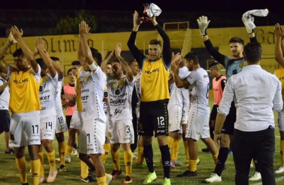 Olimpo ganó y sueña con salvarse
