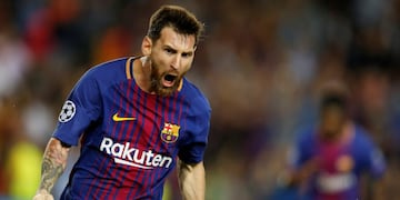 Lionel Messi celebra uno de sus 37 goles con los que se hizo acreedor de una nueva Bota de Oro para sus vitrinas\u002E (AP Photo/Francisco Seco)