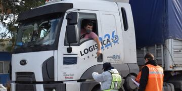 Santa Cruz Controles en ramón santos