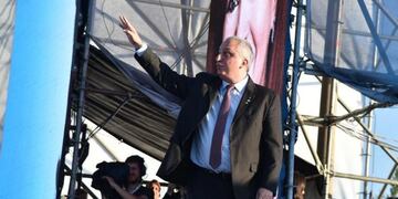 Hugo Passalacqua en el acto del Día de la Lealtad en Santa Rosa\u002E (Misiones Online)