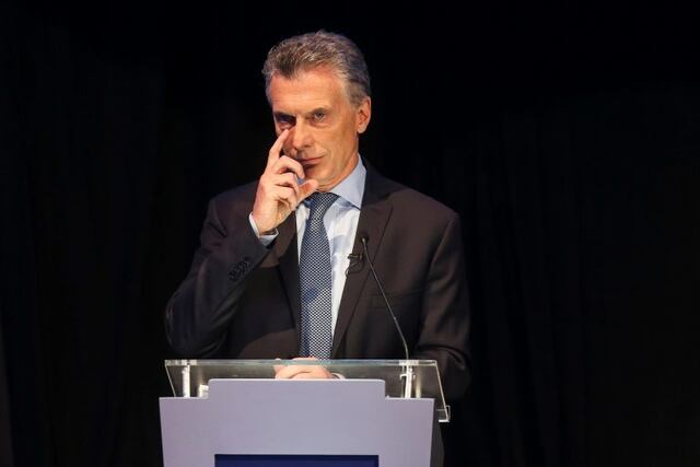Mauricio Macri durante el debate presidencial en la Universidad del Litoral, en Santa Fe. (Foto: REUTERS/Agustin Marcarian)