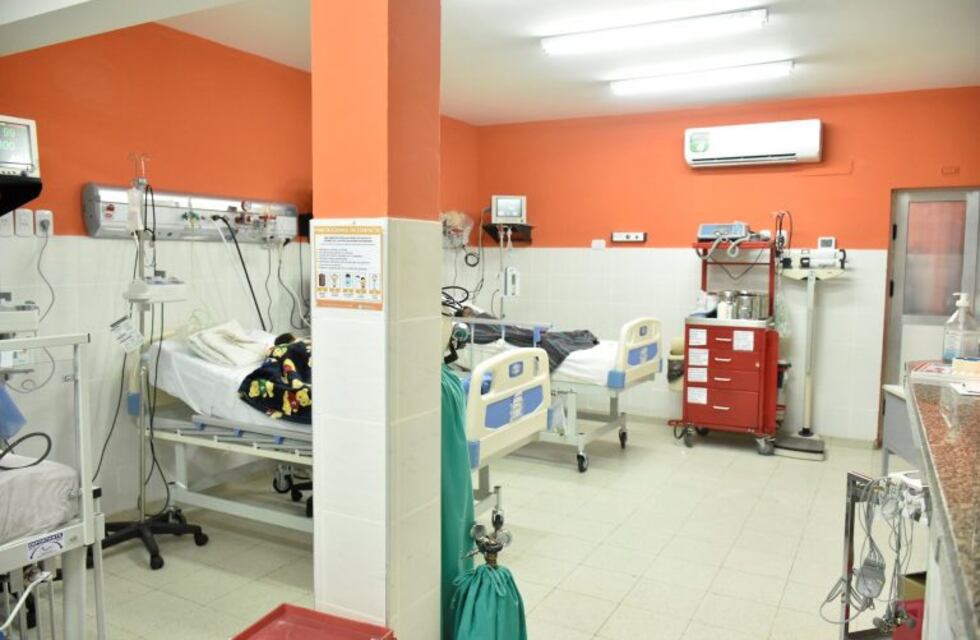 Clorinda: un bebé de un año cayó de cabeza en un balde, está en terapia intensiva