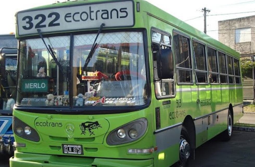 Asesinaron a un colectivero frente a su mujer para robarle la camioneta