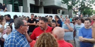 Gustavo recibió enormes muestras de apoyo\u002E (Vía Rafaela)