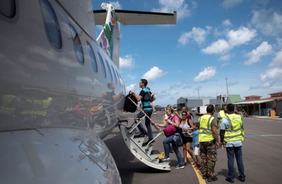Cancillería evacuó a 77 argentinos afectados por el huracán Irma