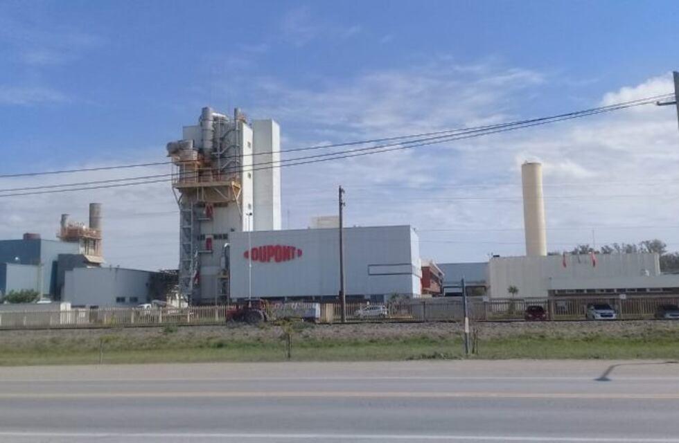 Dupont Arroyito despidió a 57 empleados