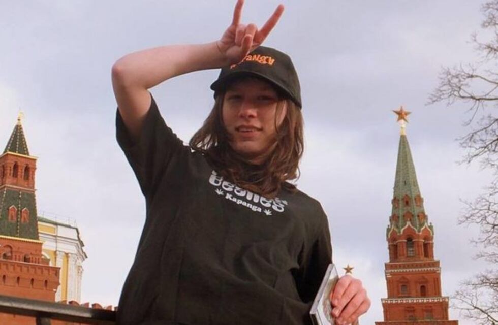 La joven rusa que aprendió castellano escuchando rock nacional