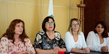 Funcionarias de la Secretaría de la Mujer en San Luis.