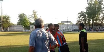 Todo Racing se quejó por la labor de la terna arbitral en el choque de ida por el pase a semi\u002E