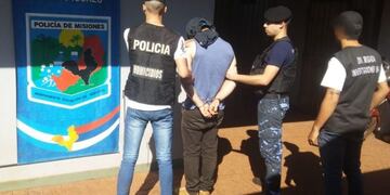 El hijo del matrimonio asesinado en Andresito hace 9 días fue detenido por orden judicial\u002E (Policía)