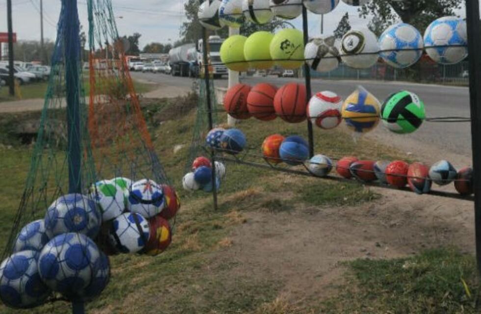 Declararon a Bell Ville "Capital Nacional de la Pelota de Fútbol"