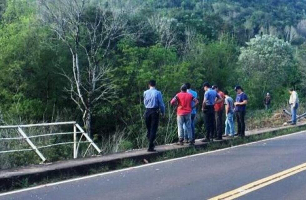 Tras ocasionarse daños sobre el puente Piray Mini en Eldorado, recomiendan precaución