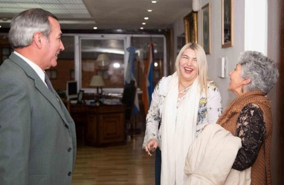 Ya está en la provincia la investigación de Anne Chapman sobre el pueblo Selknam