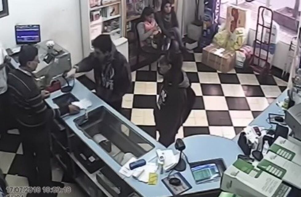 Atacó con un cúter a un farmacéutico por no recibir la obra social