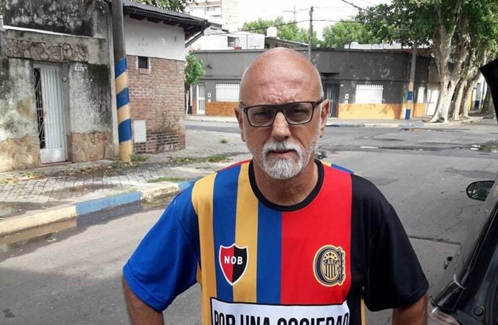 Insólito: amenazaron al corredor canalla que usa una remera con colores de Newell's y Central