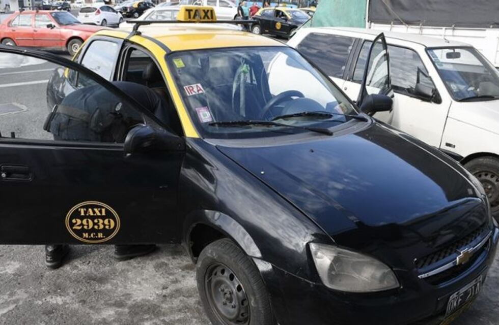 La pareja imputada por el crimen de Gerónimo Escobar había asaltado a cinco taxistas