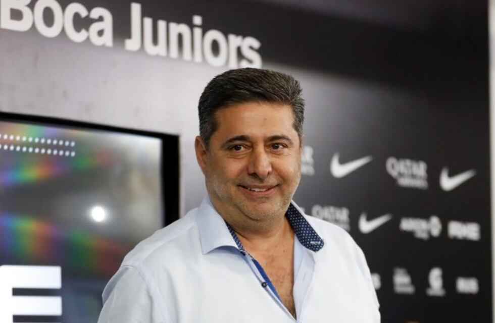 Daniel Angelici: "De Rossi jugará en Boca en un 99%"