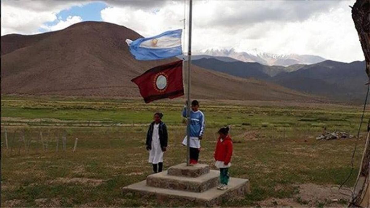 Inicio de Clases en la Quebrada del Toro, Salta\u002E (Fundación Alfarcito)