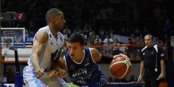 Segunda derrota del año para los formoseños jugando fuera de casa\u002E Fue ante Argentino en Junín por 90 a 84\u002E