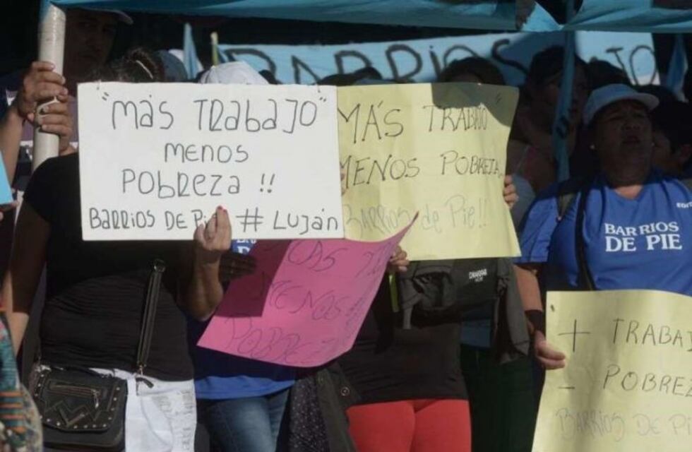 La #Marcha21F se replicó en Mendoza