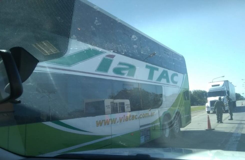 Un "colectivo errante" de Jujuy quiso parar en Rafaela