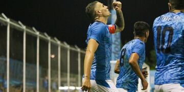 Pablo Vegetti no falla\u002E Y está a dos tantos del artillero de la B Nacional\u002E Pero no alcanza para ganar\u002E