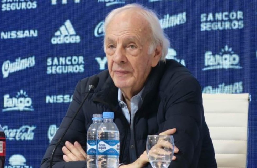 César Luis Menotti, contra las comparaciones entre Lionel Messi y Cristiano Ronaldo: "Hay que disfrutarlos y nada más"