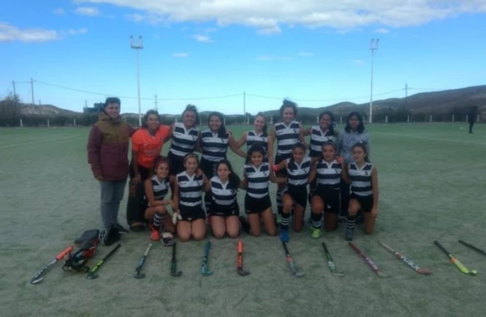 Comenzó el torneo de Hockey Apertura Césped