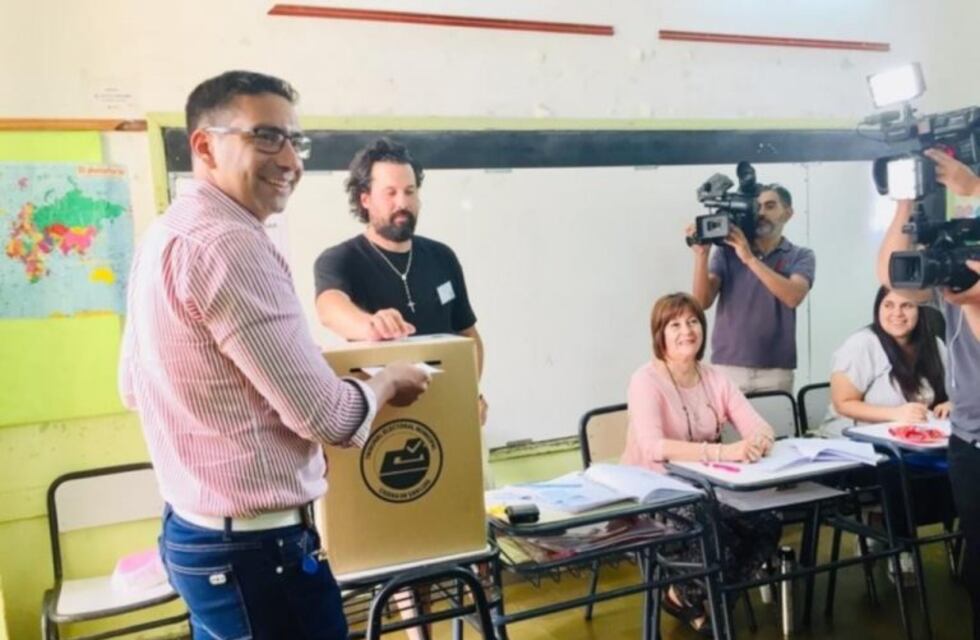 Roberto González Espíndola: "Esperemos que el vecino se exprese por lo que crea mejor para San Luis"