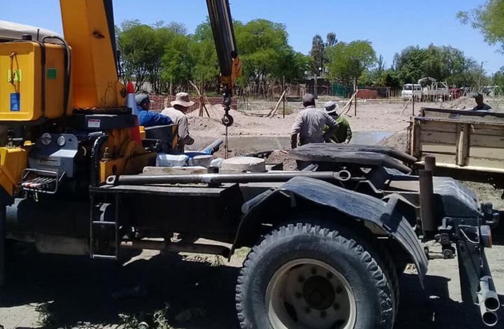 Mejoran el sistema de bombeo de agua potable en la Isla del Río Diamante