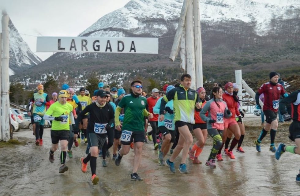 Se corrió la prueba atlética por el 209º Aniversario de la Independencia de Chile