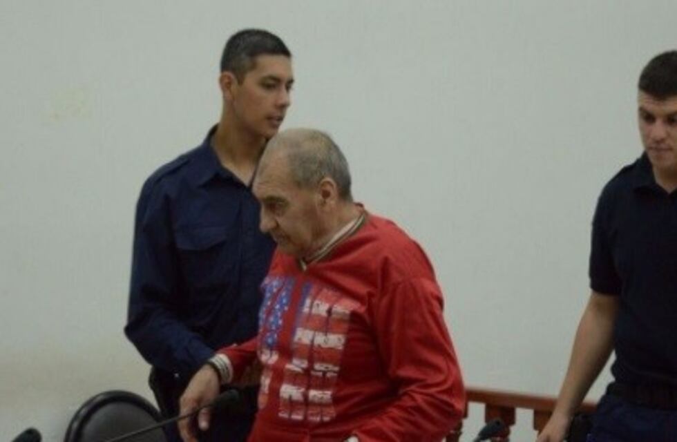 Juzgan a un anciano que mató a su amigo de una puñalada