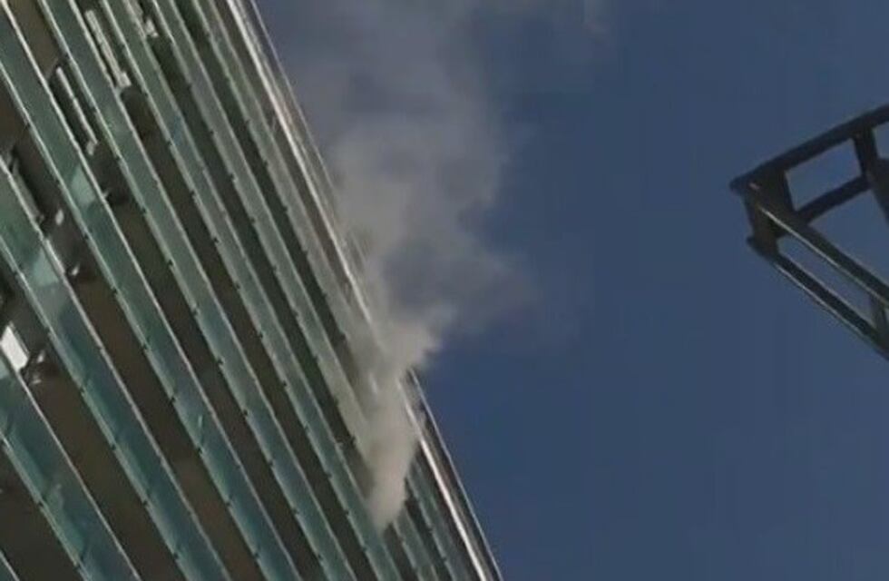 Temor y corridas en el edificio donde vive la abuela de la mujer de Messi por un incendio