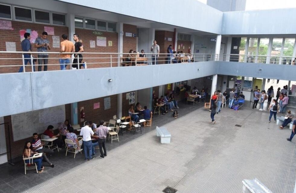 Elecciones en la UNaF: Oficialismo y oposición se repartieron los votos