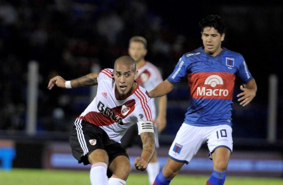River y Tigre empataron 1-1 en Victoria
