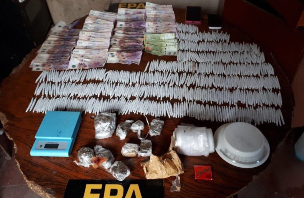 Detienen a familia narco en Villa la Tela e incautan 2300 dosis de marihuana