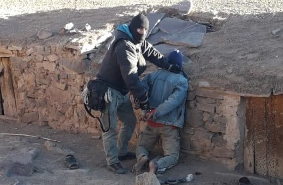 Detuvieron en el límite con Catamarca a un acusado de matar a una mujer