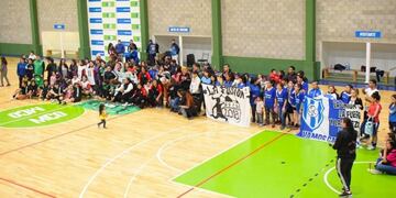 Universitario se consagró campeón del torneo apertura Armelinda Rojas 2019