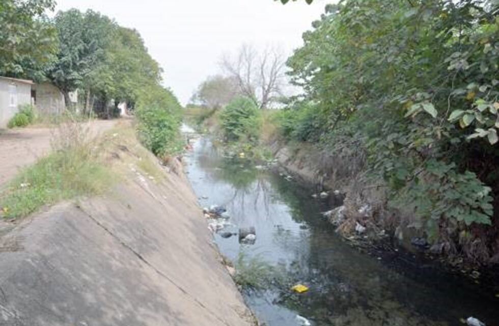 Vecinos de zona sur se quejan por la falta de mantenimiento del Zanjón San Nicolás