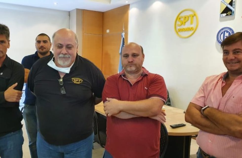 Taxistas rosarinos hablan de "actividad quebrada" y piden créditos