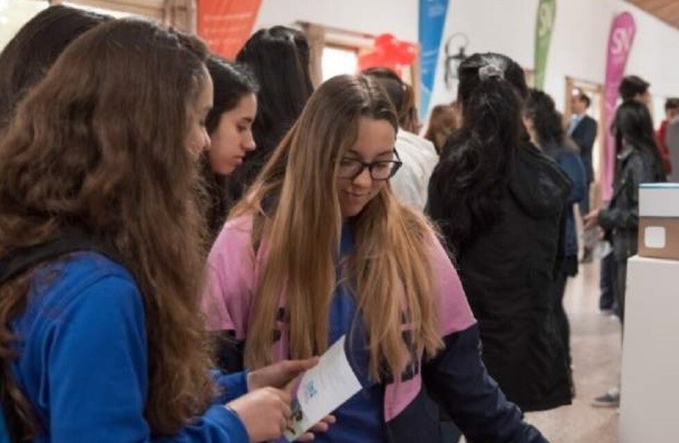 Comenzó la XIX Feria de las Carreras en el Batallón