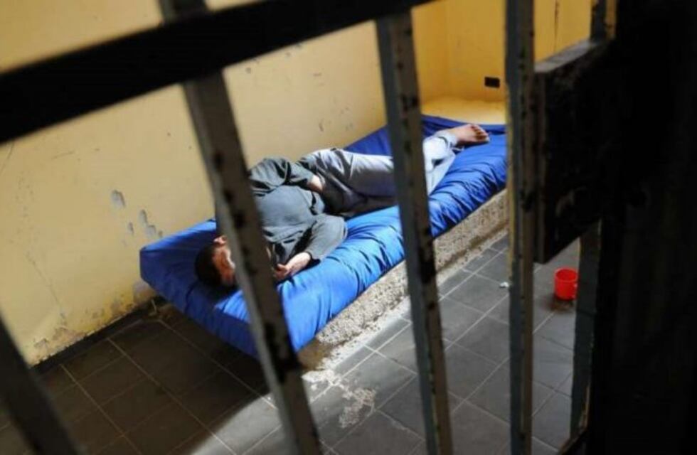 Internan en un psiquiátrico al acusado de embarazar a su hijastra discapacitada