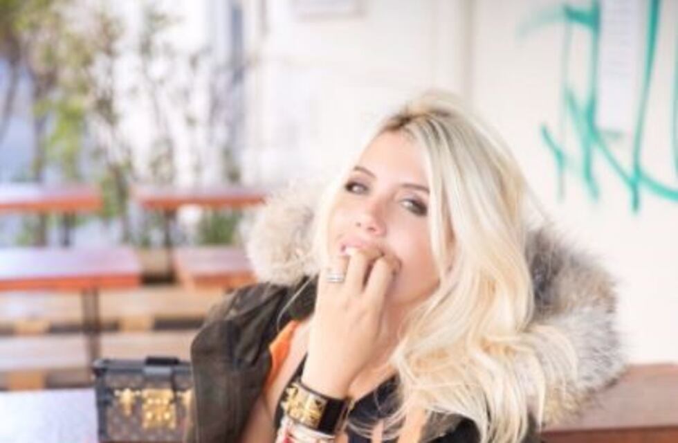 Acusaron a Wanda Nara de "cartonear carteras" en Milán y ella estalló en Twitter
