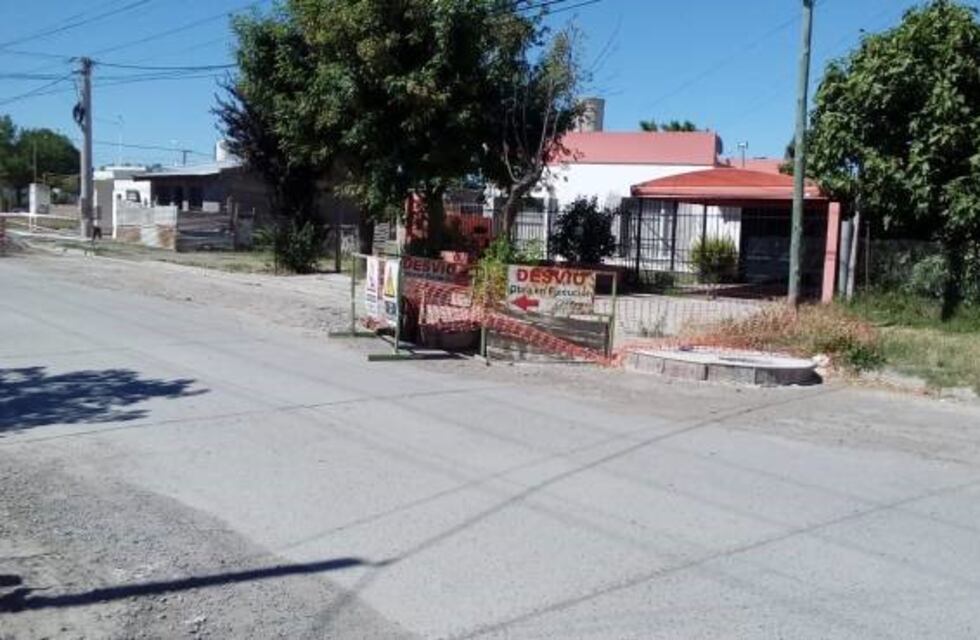 Piden que se reactiven los trabajos en la obra cloacal en Viedma