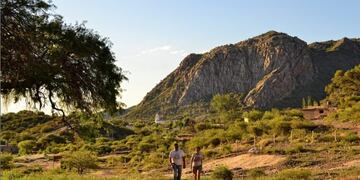 Polémica por las tierras: la Justicia declaró de dominio público el Cerro de La Cruz