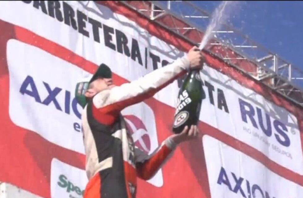 Gianini ganó la carrera del TC en Posadas en dura lucha con Ardusso