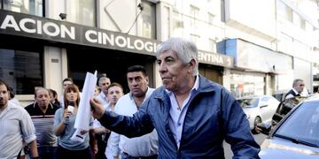 Desde el gremio de Moyano indicaron que desconocían la maniobra y señalaron: \