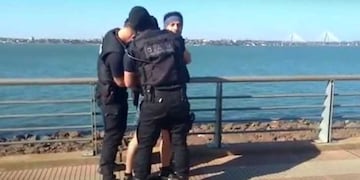Corría en la Costanera sin barbijo, insultó a un policía y fue detenido