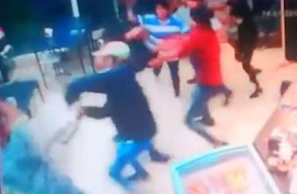 Brutal batalla campal a la salida de un boliche en Tucumán